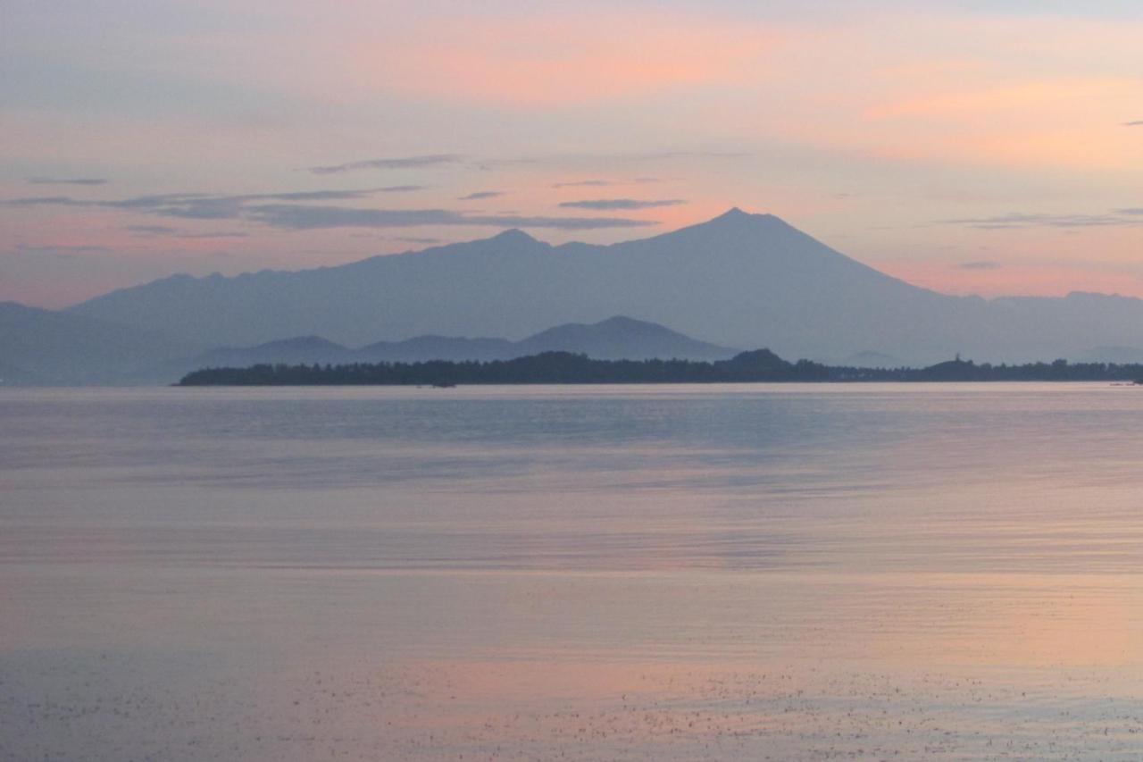 Breathe Villa Meno Gili Meno Esterno foto